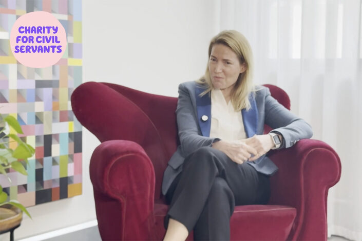 Photo of Suzanne Heywood CBE